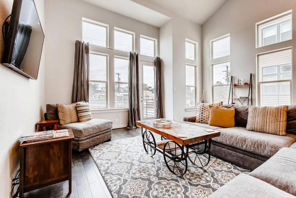 Fam Friendly 5 Bed Home Blocks To Pearl/Riverwalk! San Antonio Bagian luar foto